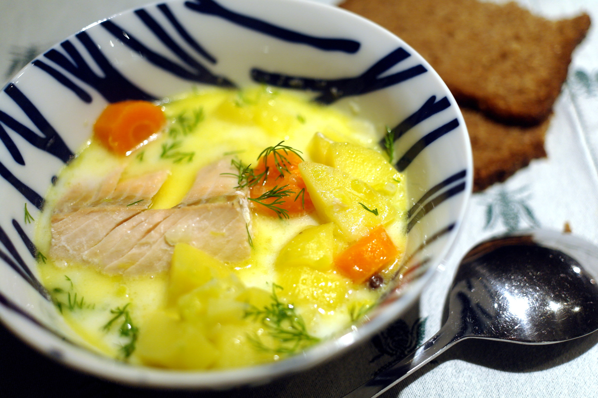 Lohikeitto - Zuppa di salmone finlandese.